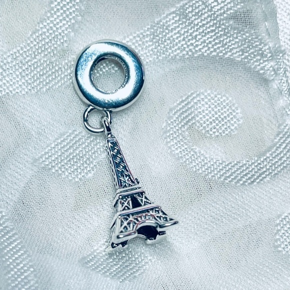 🗼NWOT Eiffel Tower Charm – Paris / France 🗼 - Picture 8 of 11